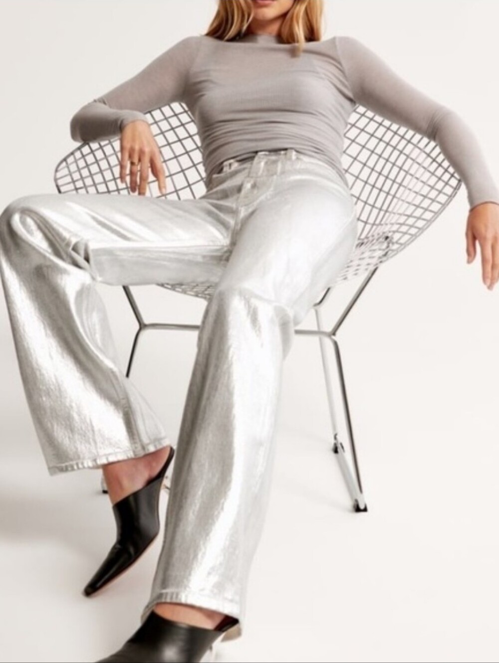 Abercrombie & Fitch 90s Relaxed High Rise Curve Love Metallic Jeans Women's 26 2
